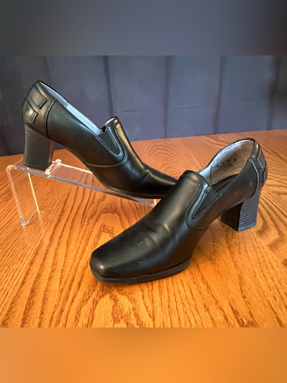 Life Stride Black Block Heel Pumps - Women's 9 Wide 2.5” Heel (KS)